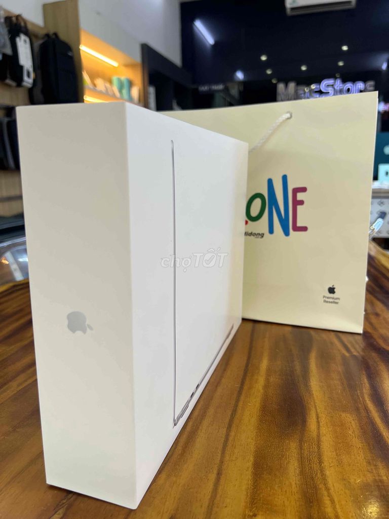 ✅NEWSEAL MỚI 100% (MacBook Air M5 Ram 16G/SSD 1TB). Mua bán Laptop tại Quận Hải Châu Đà Nẵng được đăng bởi Việt Lê hình 1