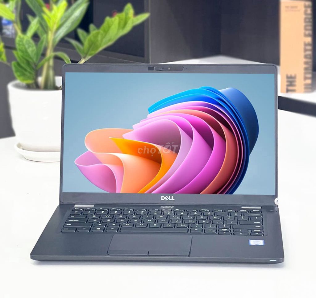 Dell Latitude 5300: i5 8265U/8GB/256GB Nhỏ Gọn. Mua bán Laptop tại Thành phố Thủ Dầu Một Bình Dương được đăng bởi TTCenter 484 NÚI THÀNH hình 1