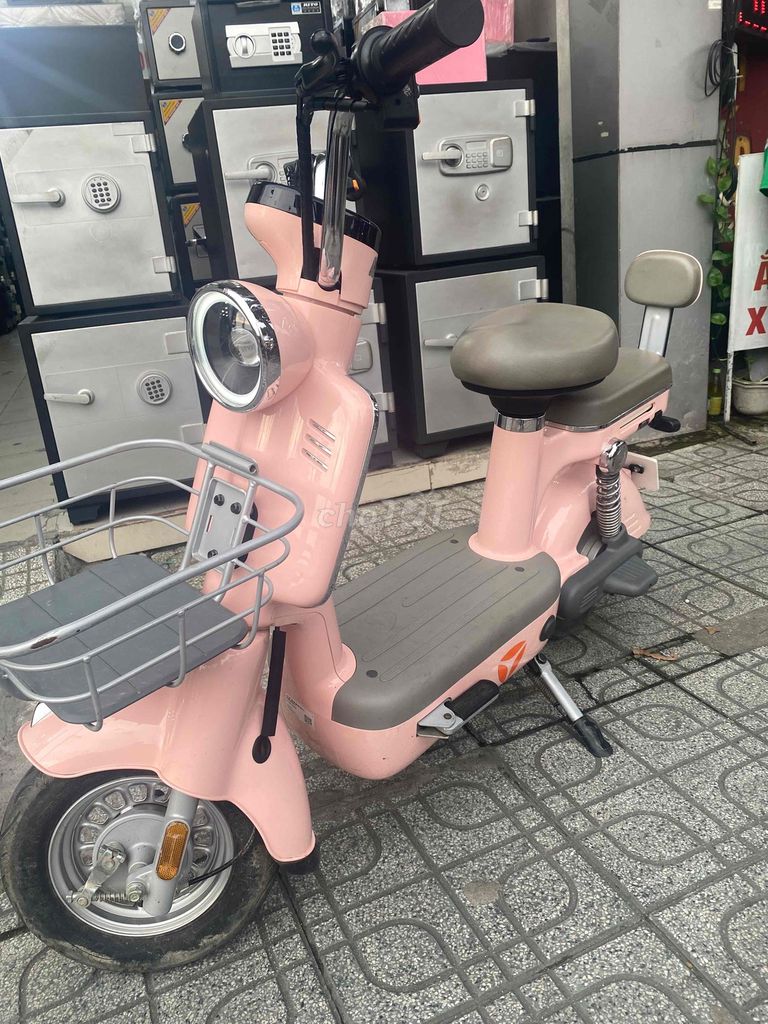 Xe yadea i8 chính hãng. Mua bán Xe điện tại Quận Gò Vấp Tp Hồ Chí Minh được đăng bởi THAYBÌNHĐIỆNTẠINHÀ hình 1