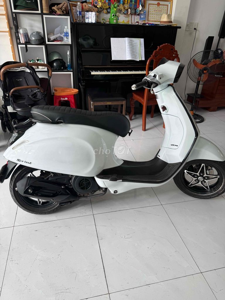 cần bán vespa 2015 xe đẹp ko 1 vết trầy 27tr.xe ở. Mua bán Xe máy tại Thành phố Dĩ An Bình Dương được đăng bởi Hoang hai hình 1