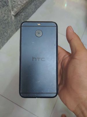 Bán máy HTC evo bị nứt kính