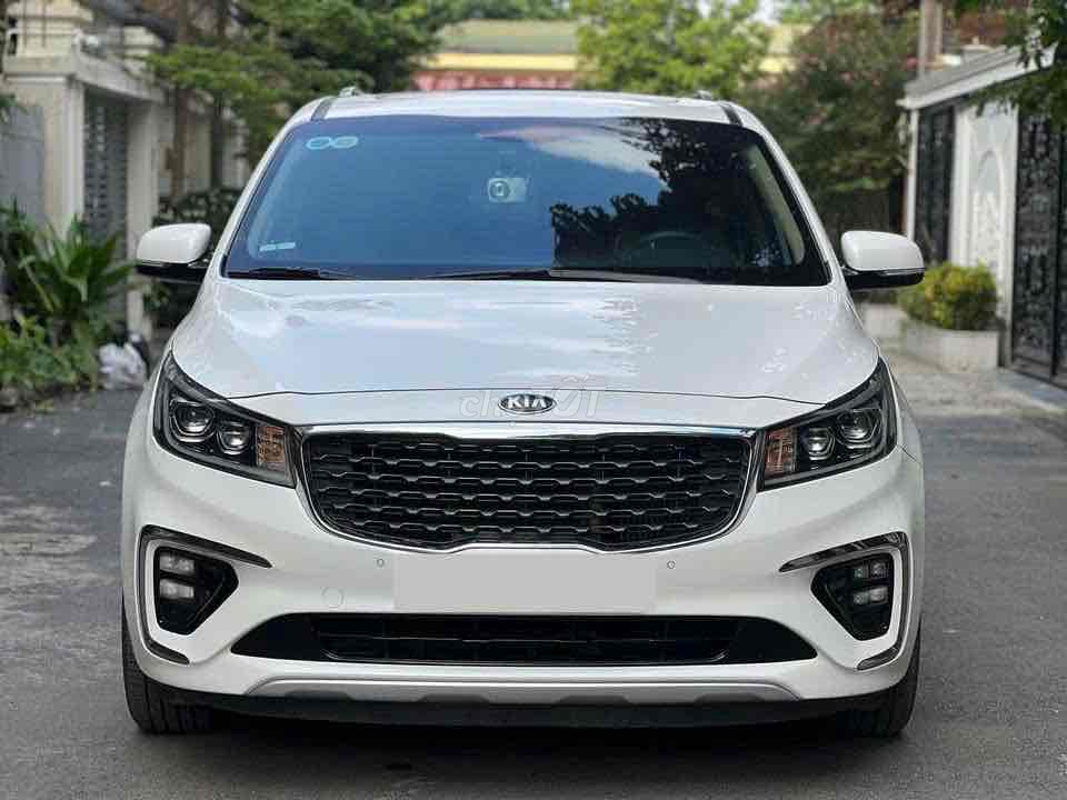 Kia Sedona 2019 - 80000 km