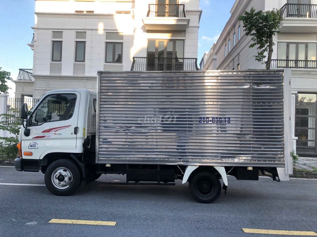 N250 -THÙNG KÍN - MÀU TRẮNG – NĂM 2018. Mua bán Xe tải, xe ben tại Thành phố Thái Bình Thái Bình được đăng bởi vũ quý tưởng hình 3