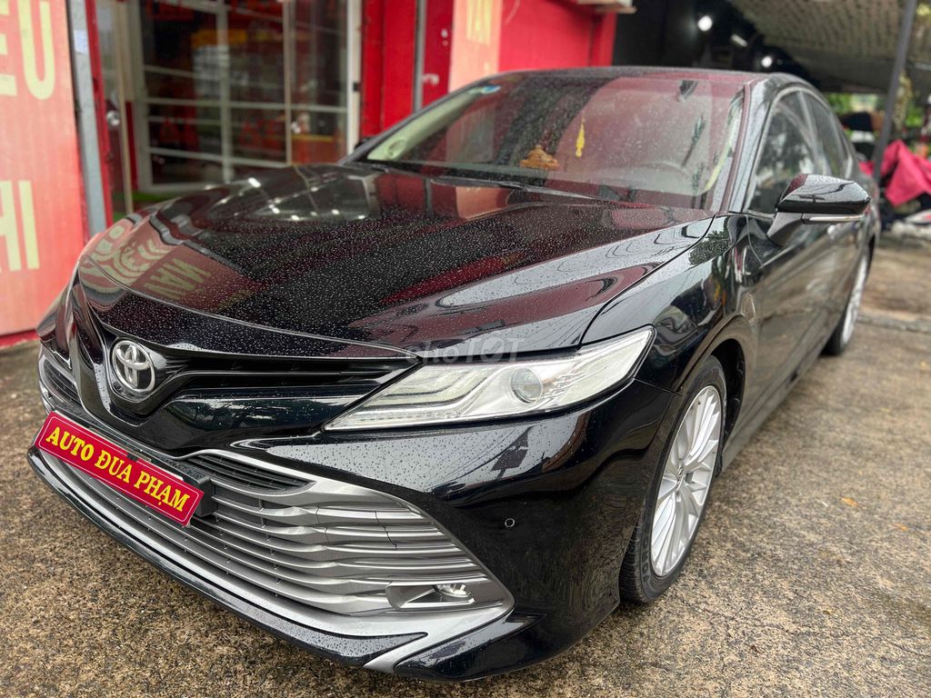 Toyota Camry 2019 2.5Q - 65000 km. Mua bán Ô tô tại Huyện Hóc Môn Tp Hồ Chí Minh được đăng bởi Đua Phạm hình 2