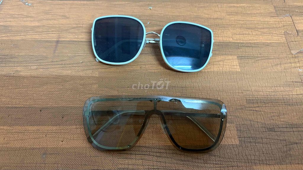 Kính râm thời trang. Mua bán Phụ kiện thời trang khác tại Quận Hoàng Mai Hà Nội được đăng bởi Minh Hà hình 1