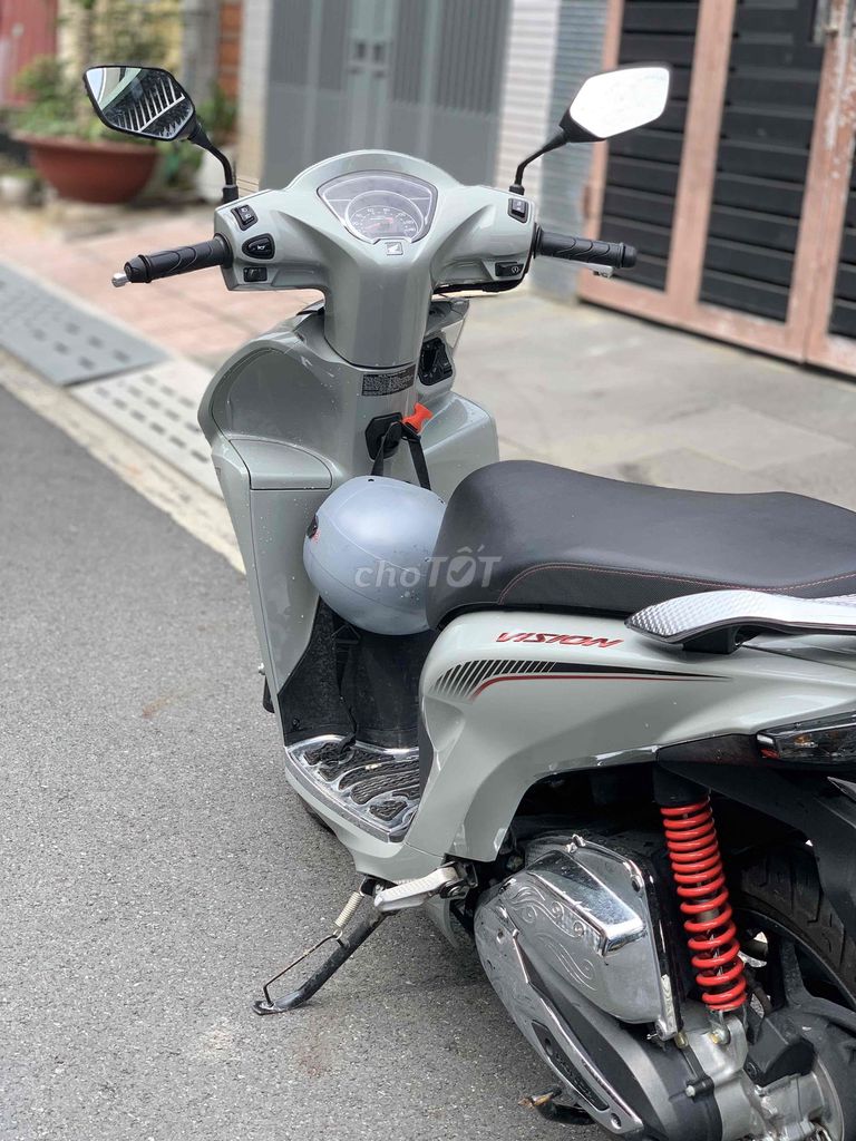 Vision phiên bản Sport xám xi măng. Mua bán Xe máy tại Thành phố Biên Hòa Đồng Nai được đăng bởi CH xe máy Trần Na Na hình 3