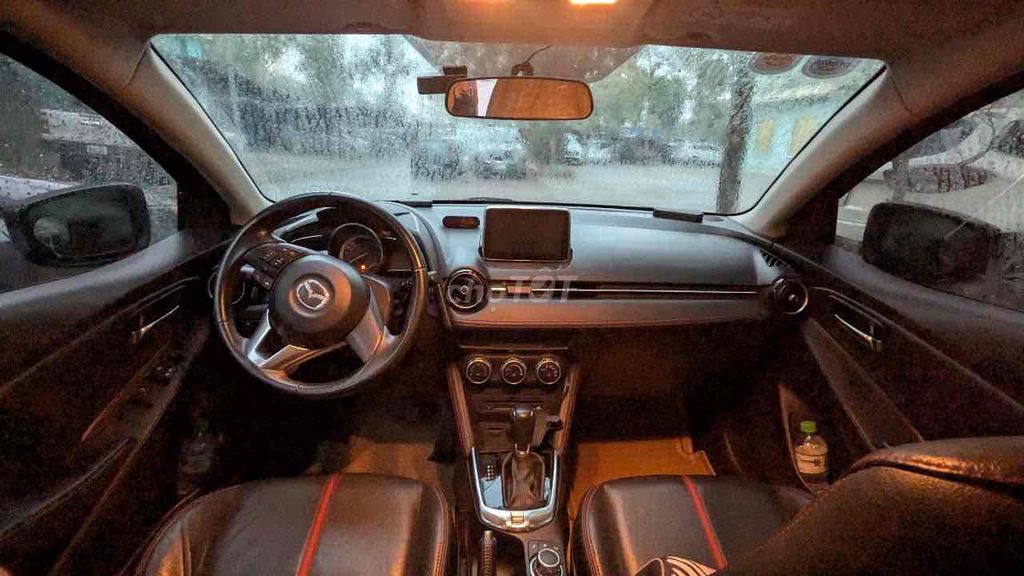 Mazda 2 2015  1.5 AT Sedan - 79000 km