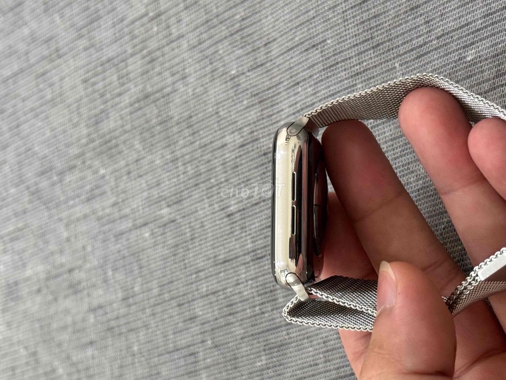 Apple Watch Series 4/44MM Thép Trắng LTE Mã LL/A. Mua bán Thiết bị đeo thông minh tại Quận Bình Thạnh Tp Hồ Chí Minh được đăng bởi Đức Phong hình 4