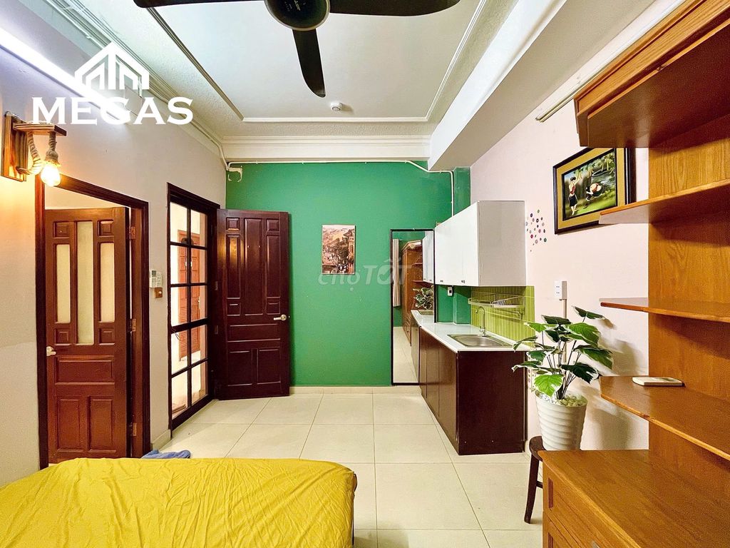 🔥 STUDIO CỬA SỔ – FULL NỘI THẤT SÁT CÔNG VIÊN HOÀNG VĂN THỤ - SÂN BAY