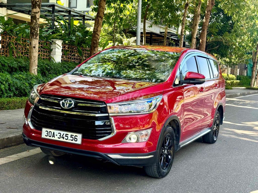 Toyota Innova 2019 Venturer - 10123 km. Mua bán Ô tô tại Quận Cầu Giấy Hà Nội được đăng bởi Tuấn hình 3