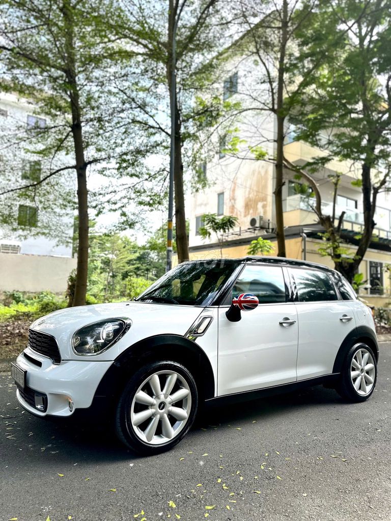Mini Cooper S Countryman 2014 67000 km. Mua bán Ô tô tại Quận 8 Tp Hồ Chí Minh được đăng bởi Gon Nguyen hình 4