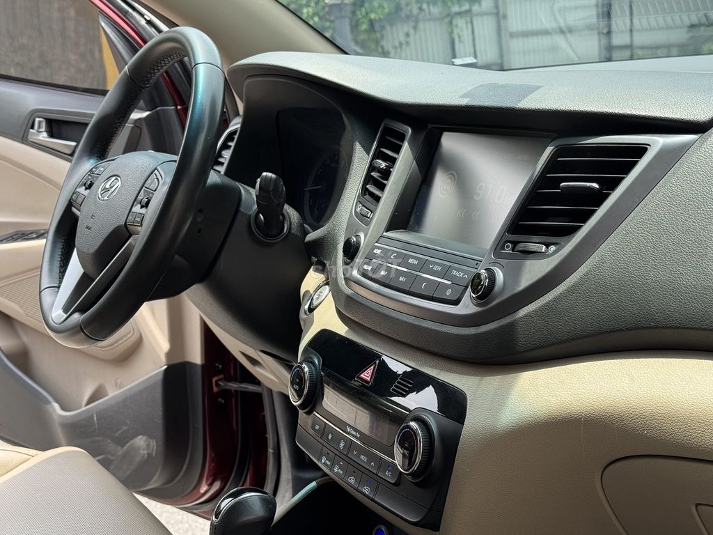 Hyundai Tucson 2018 1.6 AT Turbo - 89998 km. Mua bán Ô tô tại Quận Thanh Xuân Hà Nội được đăng bởi Châu Đặng hình 10
