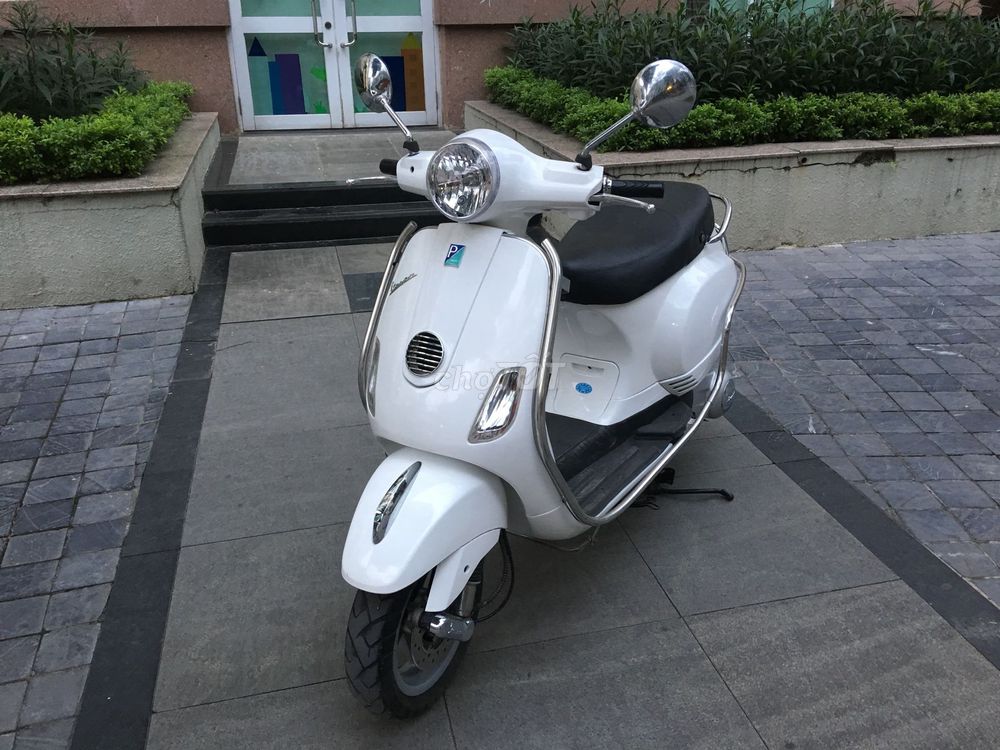 0344569421 - Piaggio Vespa LX 125ie màu trắng biển HN 216