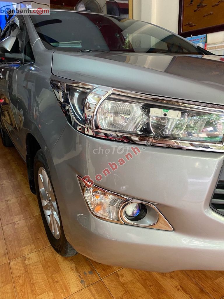 Toyota Innova 2.0E 2019 - 399 Triệu. Mua bán Ô tô tại Quận 10 Tp Hồ Chí Minh được đăng bởi Lê Kim Du hình 1