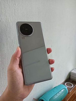 Xiaomi Civi 3 256G/12G Dimensity 8200Ultra AMOLED