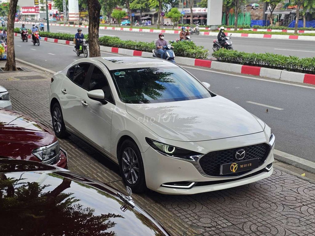 MAZDA 3 1.5 PREMIUM SX 2020 ODO 57.000 KM. Mua bán Ô tô tại Quận Gò Vấp Tp Hồ Chí Minh được đăng bởi THẾ GIỚI Ô TÔ AUTO WORLD  hình 4