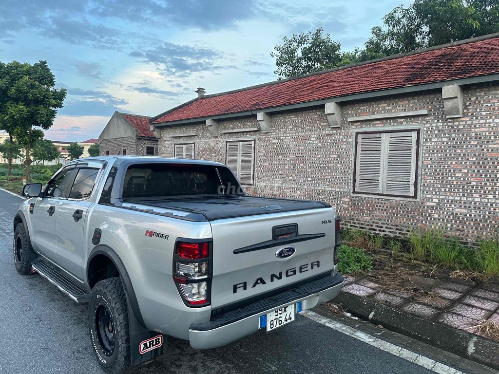 Ford Ranger 2013 XLS 2.2L 4x2 AT - 197887 km. Mua bán Ô tô tại Quận Long Biên Hà Nội được đăng bởi TOÀN THẮNG Ô TÔ KINH BẮC hình 9