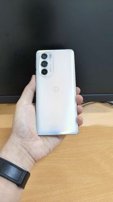 Motorola Edge+ 5G UW (2022) Trắng. Mua bán Điện thoại tại Quận 12 Tp Hồ Chí Minh được đăng bởi Nguyễn Luật Khoa