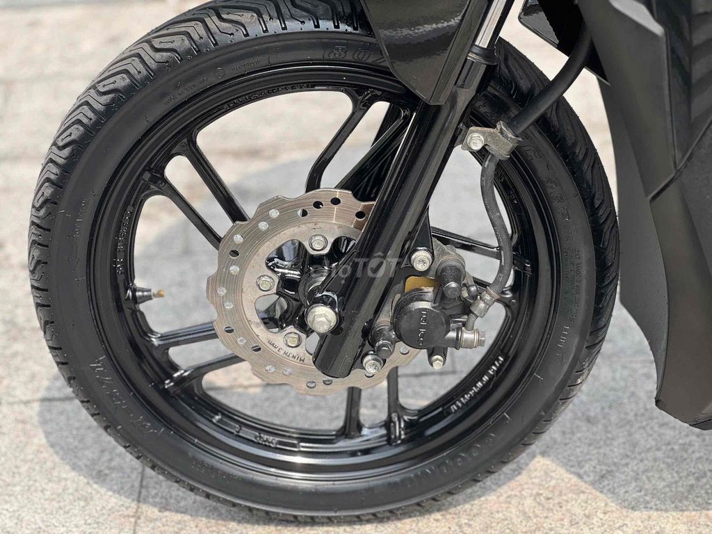 Honda Vario 150 2020 Đen Sporty 18000 km. Mua bán Xe máy tại Quận 11 Tp Hồ Chí Minh được đăng bởi Hưng Từ hình 6