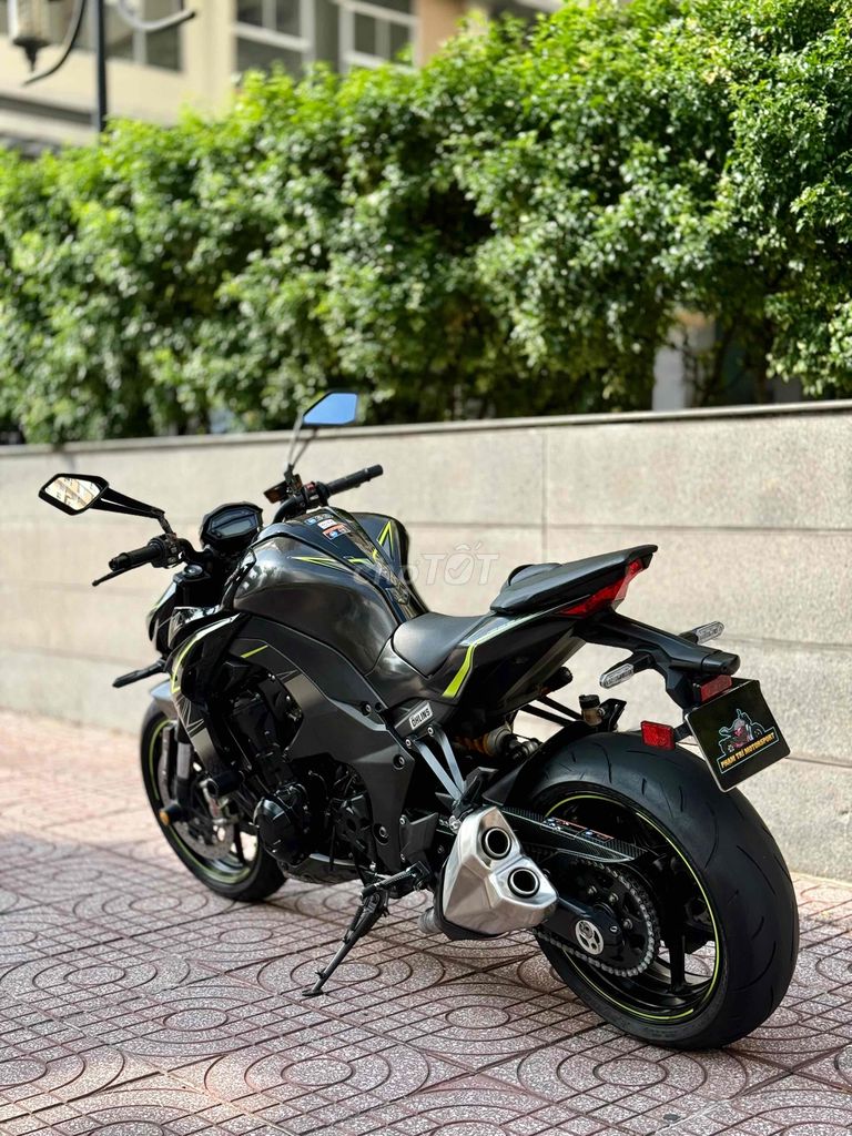 Kawasaki Z1000 bản R model 2018. Mua bán Xe máy tại Quận Bình Thạnh Tp Hồ Chí Minh được đăng bởi Phạm Trí Motor hình 3