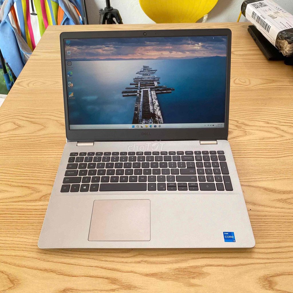 Dell V3500 i5-1135G7 15.6 inch 8GB/256GB Bạc. Mua bán Laptop tại Quận Cầu Giấy Hà Nội được đăng bởi Laptopplusvn hình 1