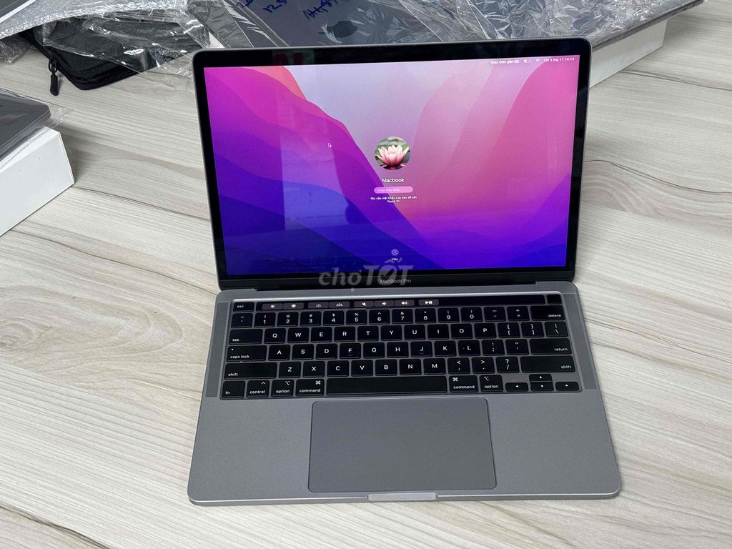 Macbook Pro 2020 - 13 inh , i5/16/ 512