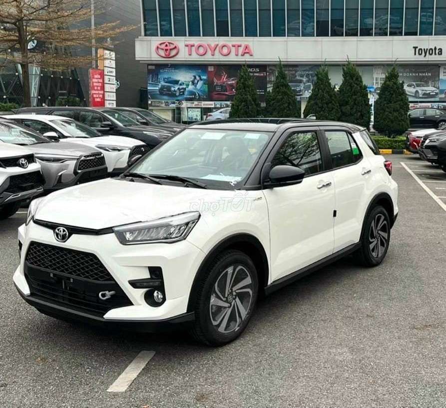 Xe Toyota Raize 2023 giá ưu đãi giao sớm tại ĐN