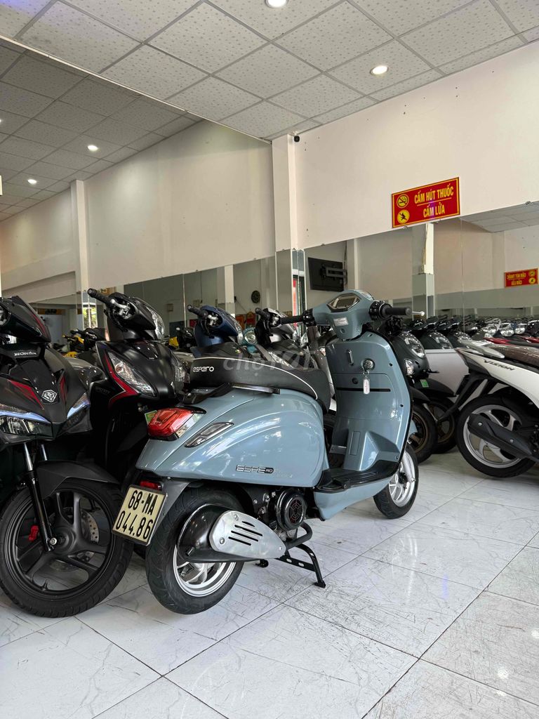 VESPA 50cc - 2024. Odo 3 Ngàn Km. BS 68. Mua bán Xe máy tại Thành phố Rạch Giá Kiên Giang được đăng bởi XE MÁY CŨ TÂN 128 hình 13