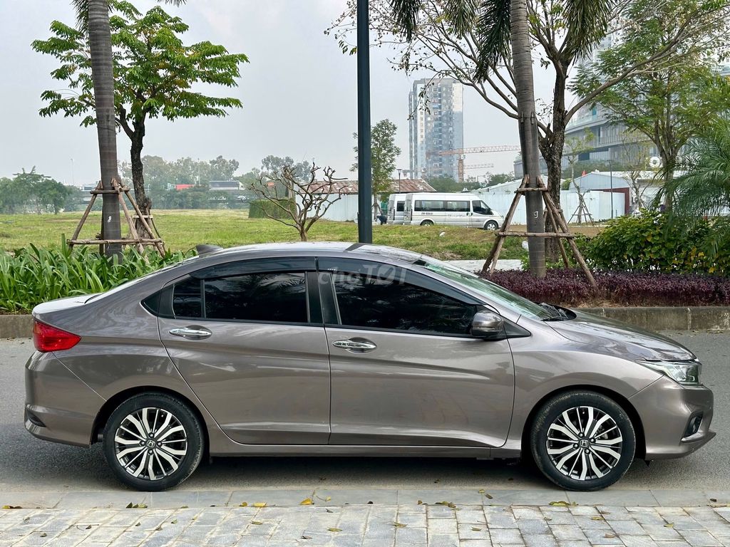 Honda City 2017 1.5CVT Nâu 100000 km. Mua bán Ô tô tại Quận Thanh Xuân Hà Nội được đăng bởi Nguyễn Huy Hoàng Đức hình 9