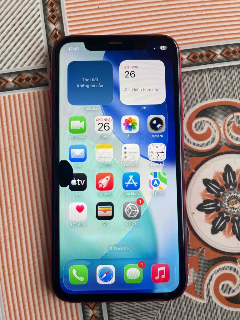 bán iPhone 11 64G. Mua bán Điện thoại tại Huyện Văn Bàn Lào Cai được đăng bởi Đặng Văn Sơn hình 1