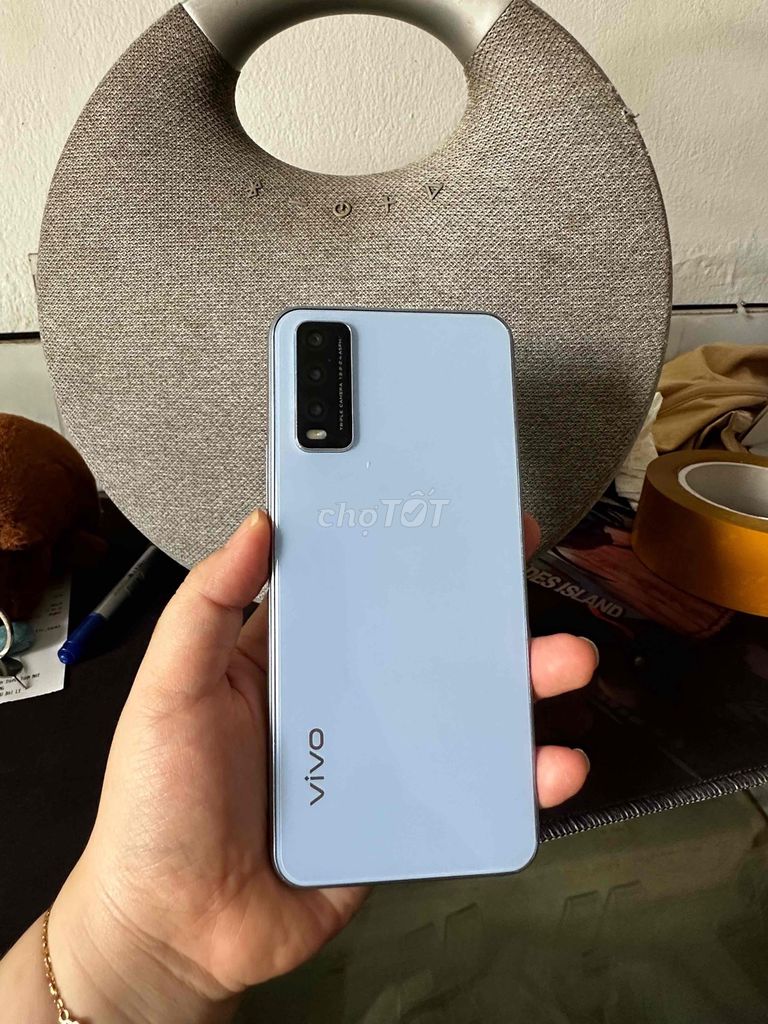 Vivo V20 Xanh nhạt Đã qua sử dụng. Mua bán Điện thoại tại Quận Hoàng Mai Hà Nội được đăng bởi Phương Mai hình 1