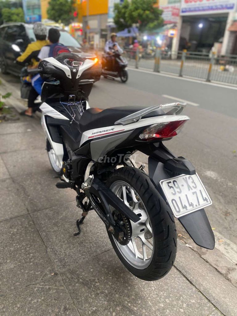 Honda winner 2018 mới 90% biển số thành phố. Mua bán Xe máy tại Quận Tân Phú Tp Hồ Chí Minh được đăng bởi Tuanduy hình 3