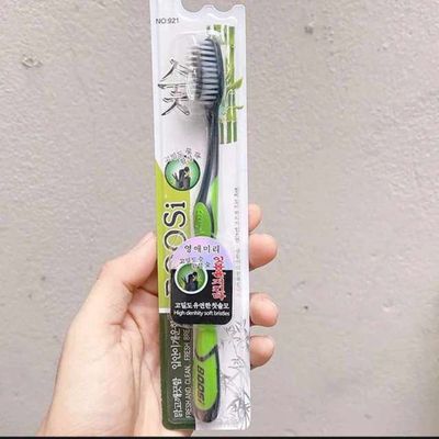 Bàn chải đánh răng than hoạt tính. Mua bán Nội thất, đồ gia dụng khác tại Quận 8 Tp Hồ Chí Minh được đăng bởi Trần Mai Thanh Phương