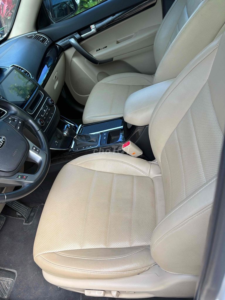 Kia Sorento 2020 2.2 DAT Premium - 44000 km. Mua bán Ô tô tại Thành phố Đà Lạt Lâm Đồng được đăng bởi Auto Duy Đà Lạt hình 9