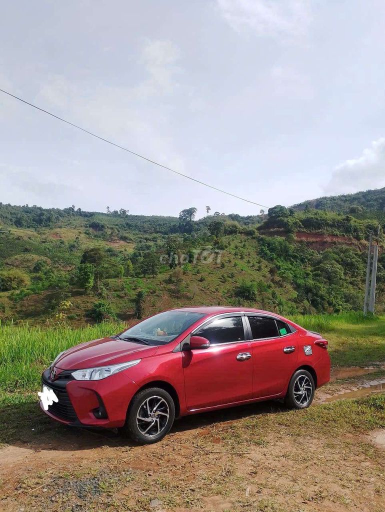 Toyota Vios 2022 E màu Đỏ. Mua bán Ô tô tại Thị xã Tân Uyên Bình Dương được đăng bởi Du Lịch Phương Nhi hình 2