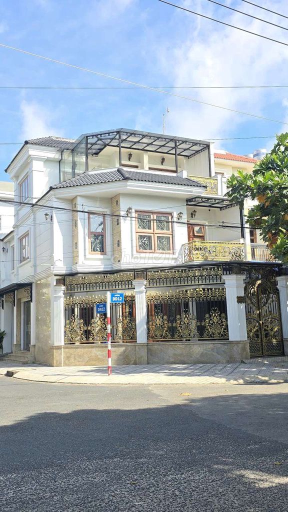 Rent · 4 bd · 120 м² · Quận 12, ул. DN12