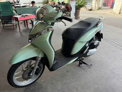 Honda SH Mode 2023 Xanh đen. Mua bán Xe máy tại Quận 4 Tp Hồ Chí Minh được đăng bởi HanTai Nguyen hình 1