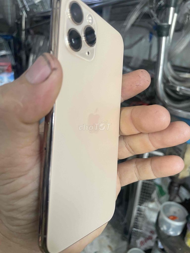 Apple iPhone 11 Pro Vàng 64gh. Mua bán Điện thoại tại Quận Bình Thạnh Tp Hồ Chí Minh được đăng bởi Quang Le hình 1
