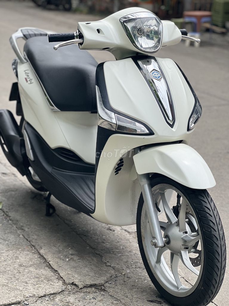 Liberty, máy iget, chạy êm, tiết kiệm xăng, 2020. Mua bán Xe máy tại Quận Nam Từ Liêm Hà Nội được đăng bởi Đặng Anh Thư hình 2