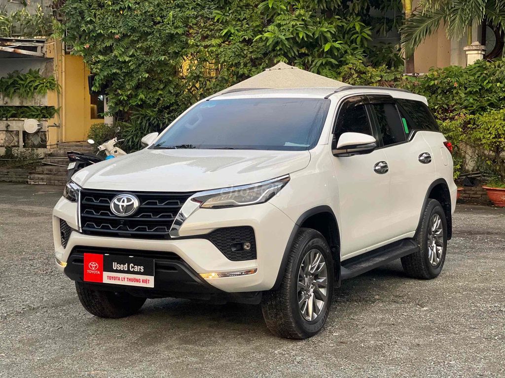 TOYOTA FORTUNER 2.7AT 4X2 2024 Siêu cọp 3.100Km. Mua bán Ô tô tại Quận Tân Phú Tp Hồ Chí Minh được đăng bởi TRƯƠNG THANH TUYỀN hình 2