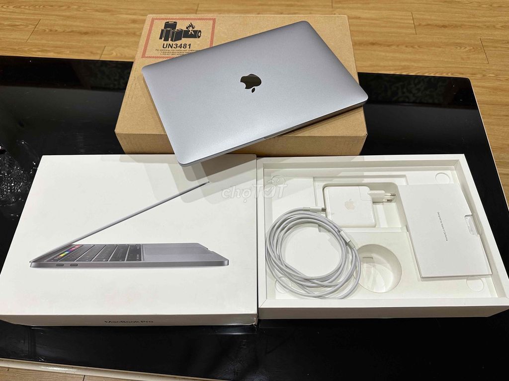 Apple MacBook Pro 2020 TouchBar i5 8GB/256GB. Mua bán Laptop tại Quận Đống Đa Hà Nội được đăng bởi Anh Nguyen hình 1