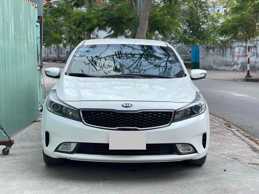 Kia Cerato 2018 1.6 MT  xe gia đình nhiều đồ chơi