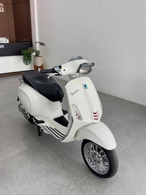 VespaSprint 125Abs trắng nguyên rin Hồ sơ sẵn. Mua bán Xe máy tại Quận Cái Răng Cần Thơ được đăng bởi Cửa Hàng Xe Máy Quang Sang