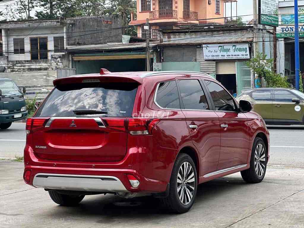 Mitsubishi Outlander 2022 2.0 CVT - 47000 km. Mua bán Ô tô tại Quận Long Biên Hà Nội được đăng bởi Van Thanh hình 4