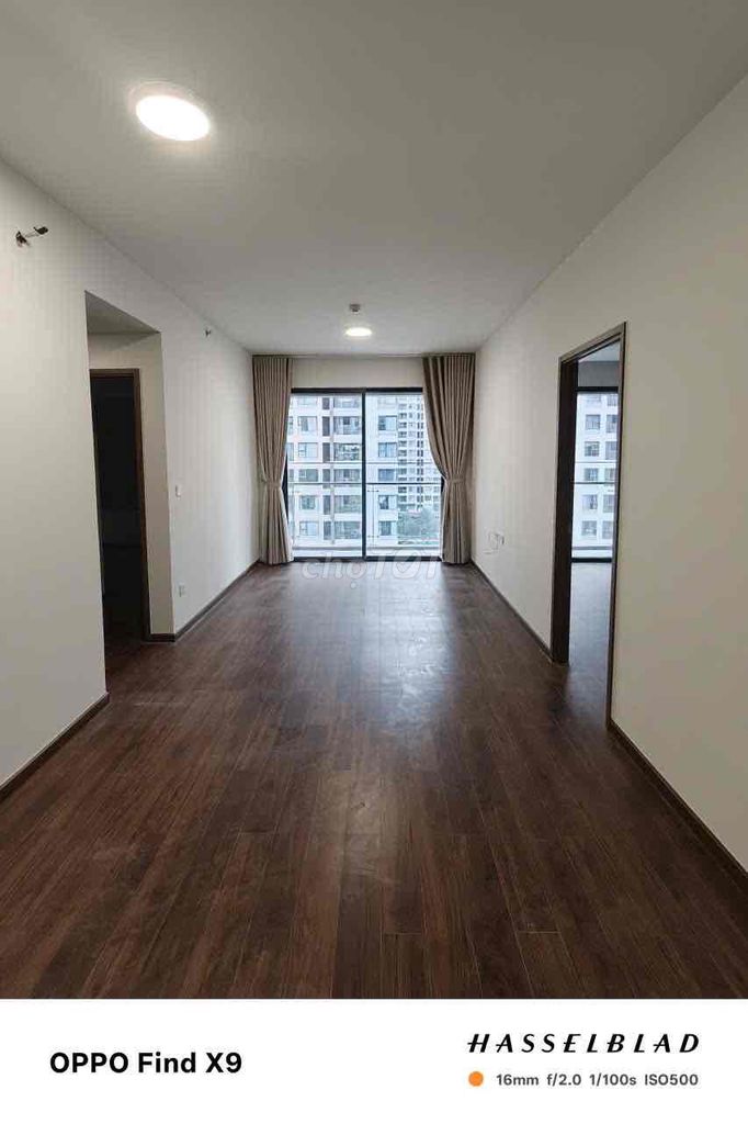 Квартира 3 спальни, 2 санузла с базовой мебелью в Akari City, фаза 2
