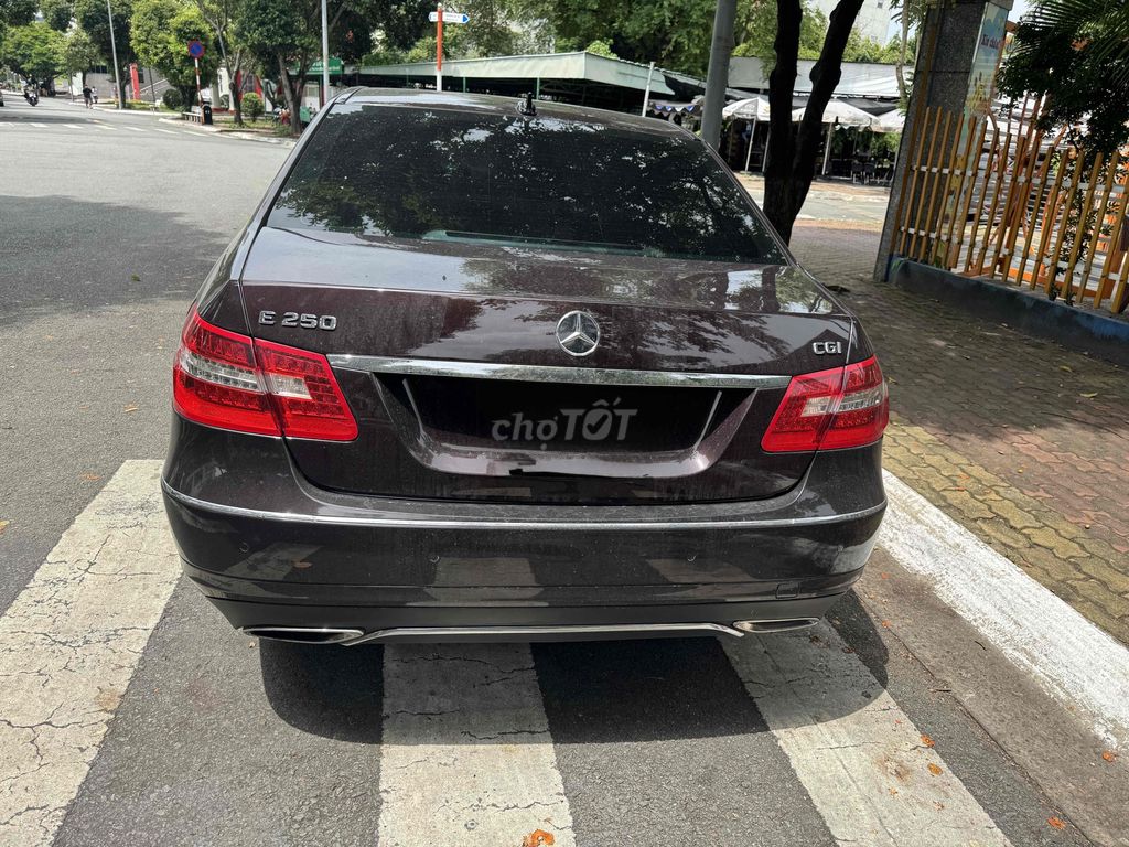 Mercedes Benz E Class 2009 - 120000 km. Mua bán Ô tô tại Huyện Hóc Môn Tp Hồ Chí Minh được đăng bởi Tran Tien hình 5
