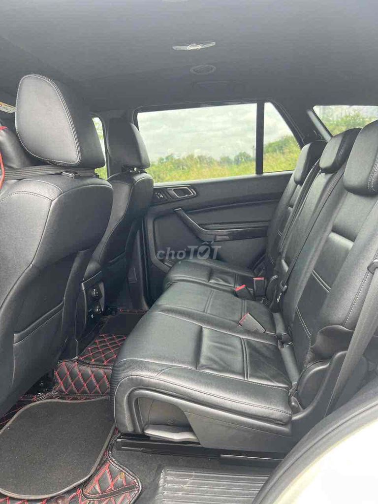 Ford Everest 2021 Titanium 2.0L AT 4x2 - 79000 km. Mua bán Ô tô tại Quận Bình Tân Tp Hồ Chí Minh được đăng bởi Nguyễn Hữu Tròn hình 9
