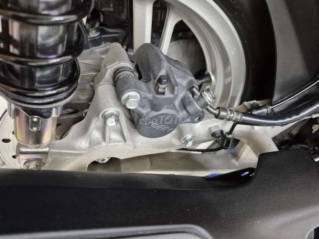 Honda SH 150 ABS 2020 Trắng 8000 km. Mua bán Xe máy tại Quận 8 Tp Hồ Chí Minh được đăng bởi Khâm nguyễn hình 13