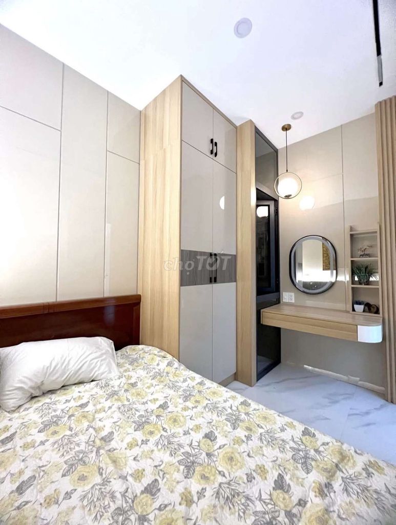 Аренда · 1 комн. · 35 м² · Quận 5, ул. Đường Trần Bình Trọng