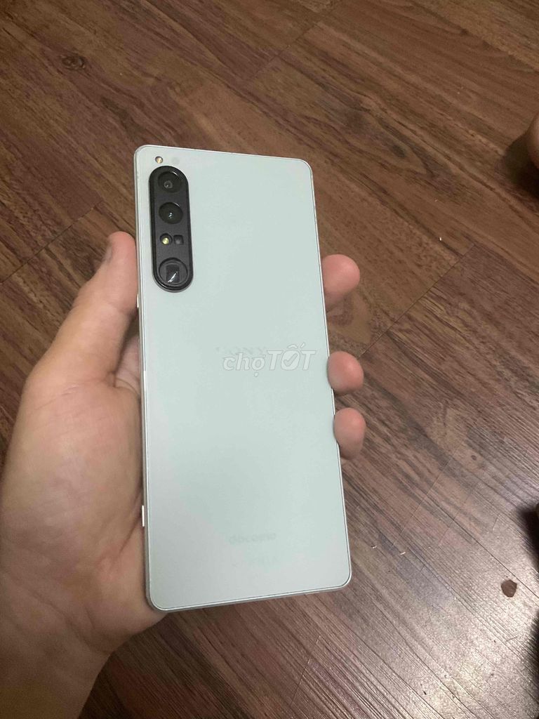 Sony 1 Mark 4 256GB Trắng. Mua bán Điện thoại tại Quận Bình Thạnh Tp Hồ Chí Minh được đăng bởi duongsvmv_ hình 1